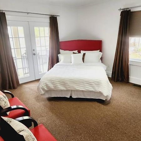 Charming And Comfortable! 메드퍼드 외부 사진