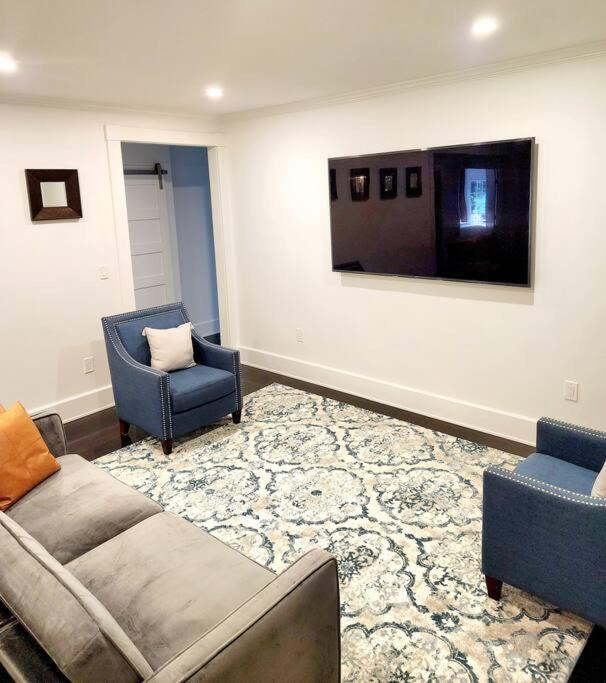 Charming And Comfortable! 메드퍼드 외부 사진